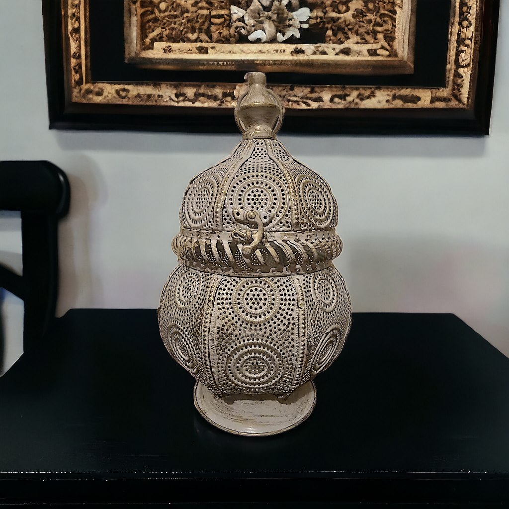 Moonlit Mirage -Led Lantern