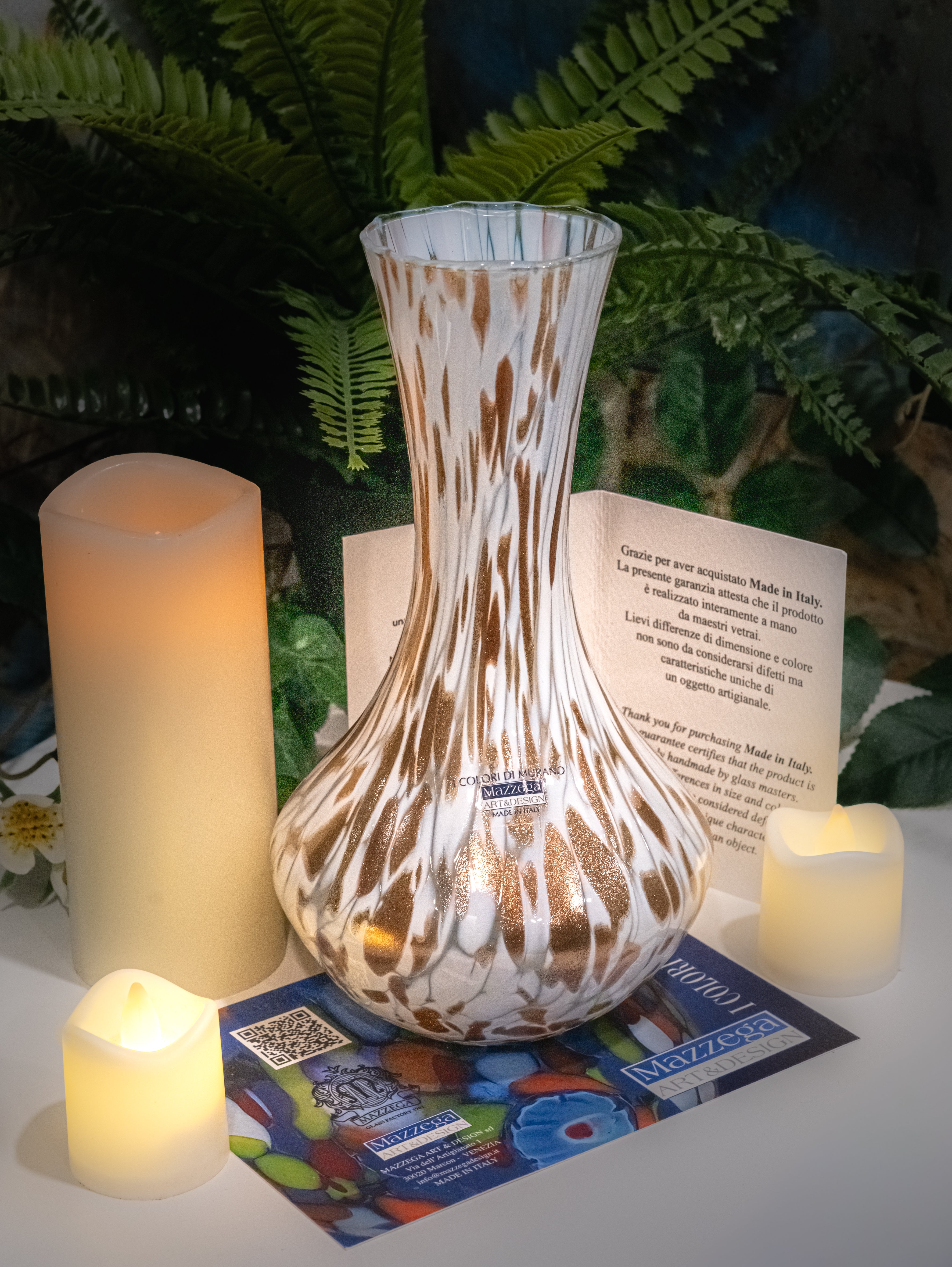 Murano Glass Vase – White and Copper Metallic