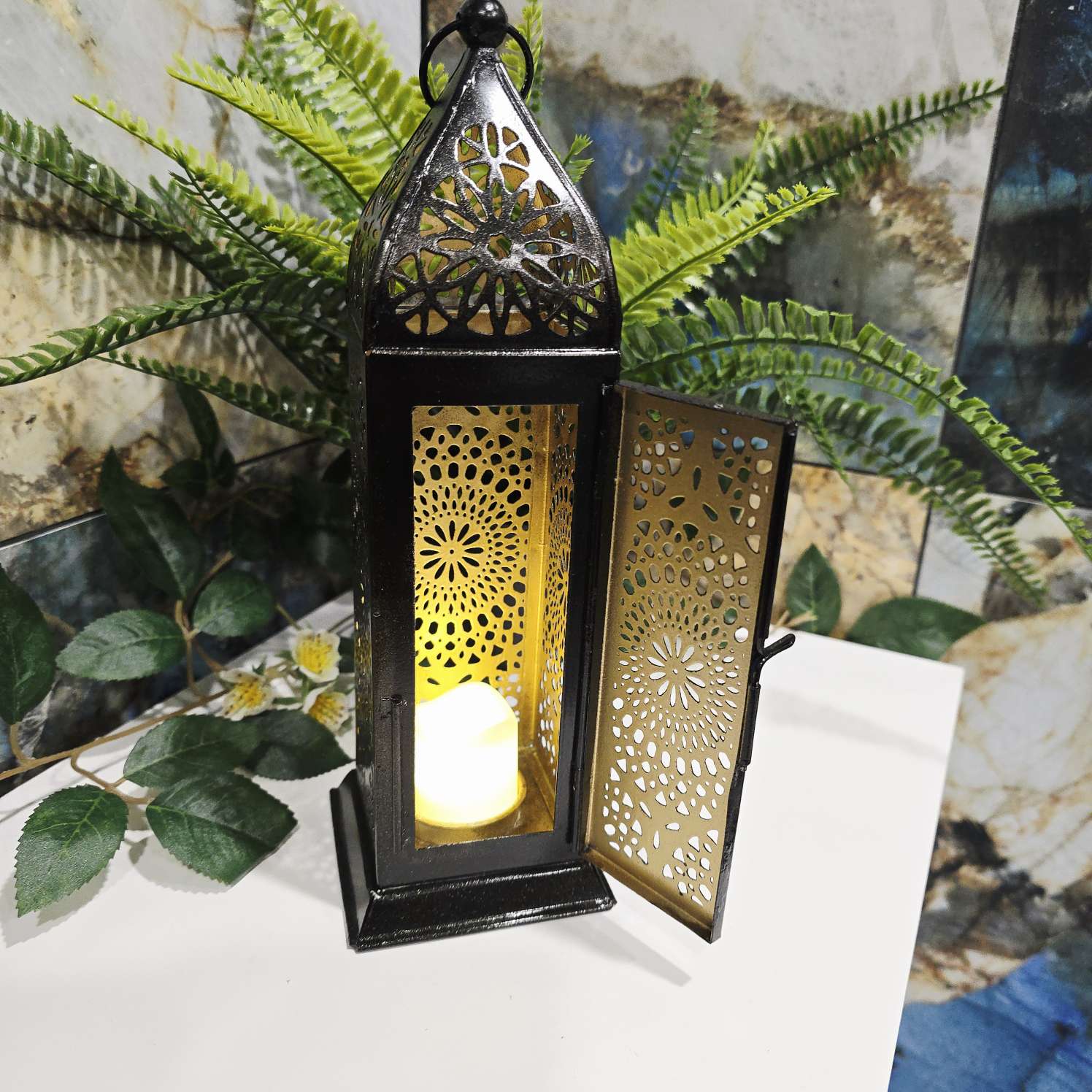 Daisy Lantern - Black Gold