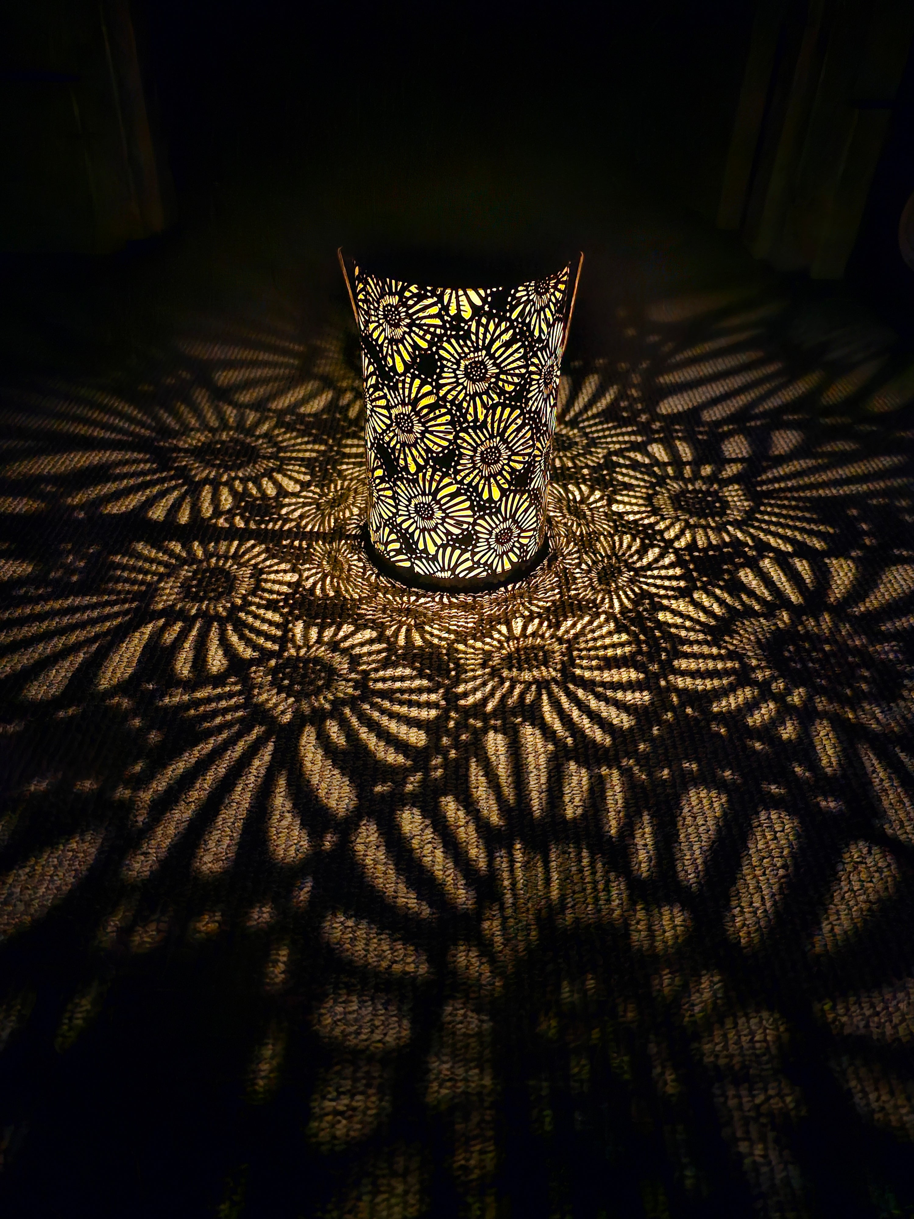 Daisy Solar Lantern - SOLAR3