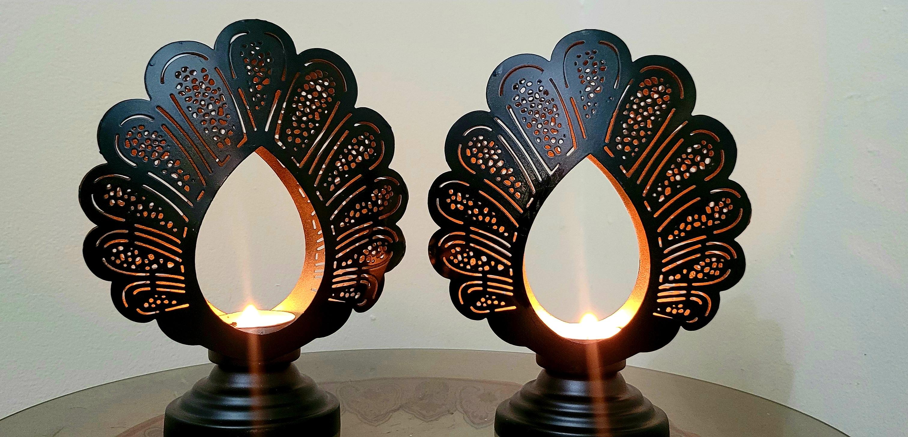 Peacock Lantern - LM3046