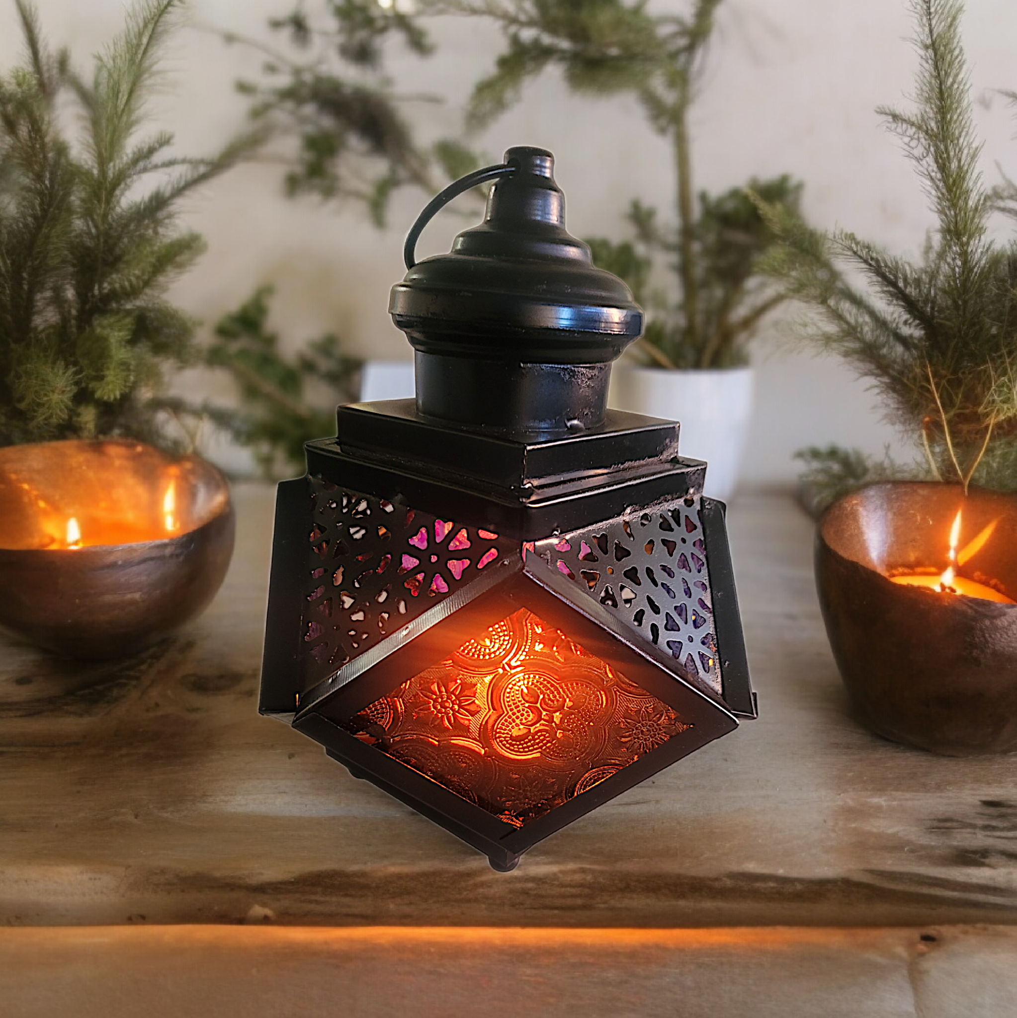 Nila Lantern