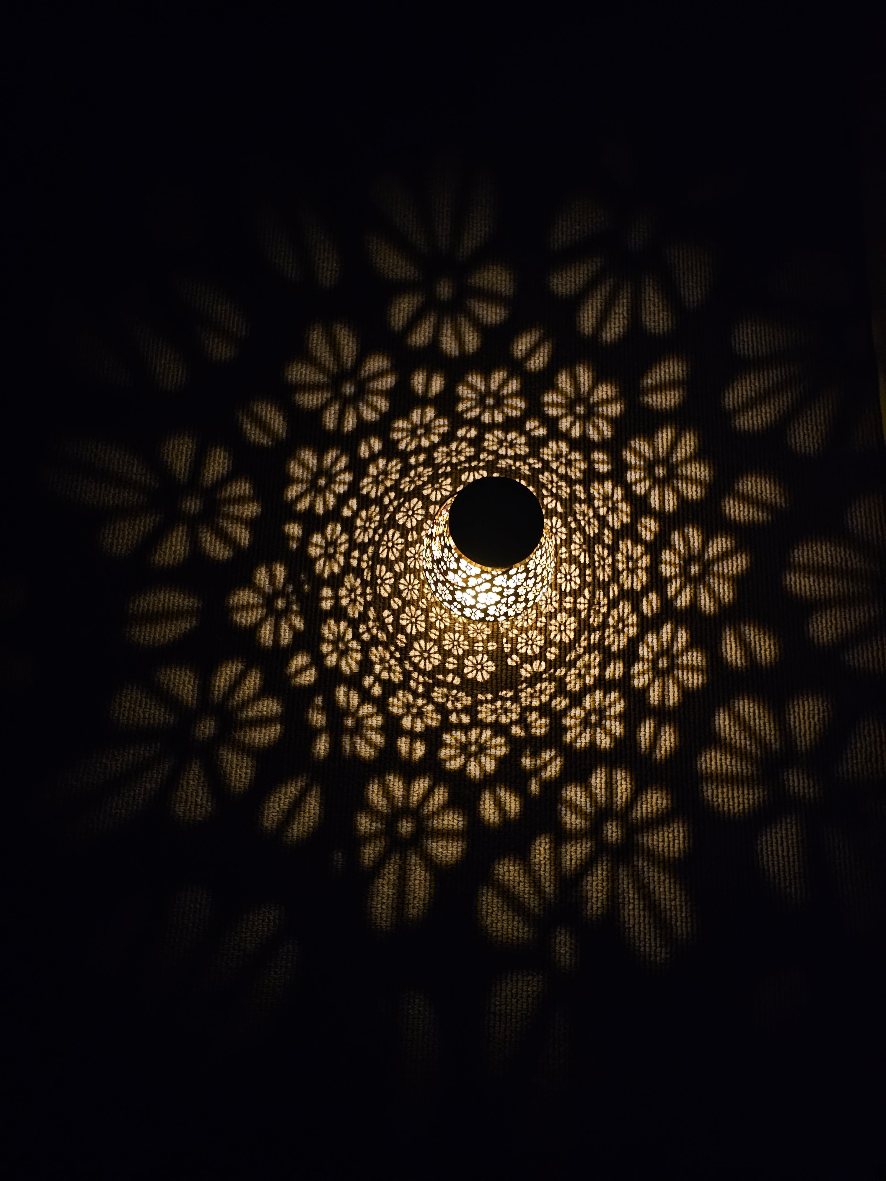 Buttercup Solar Lantern - SOLAR1