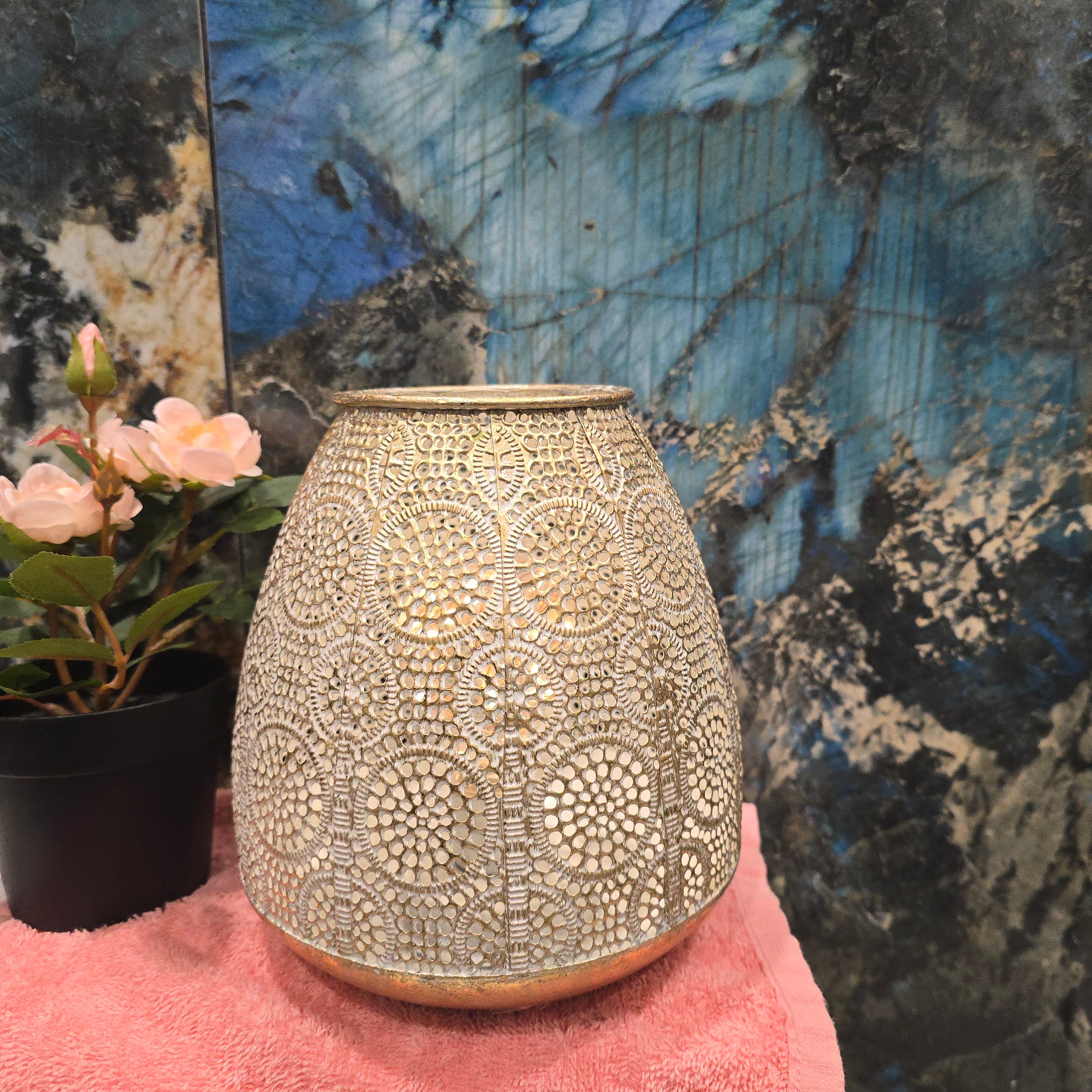 White Umbra Glo Lantern